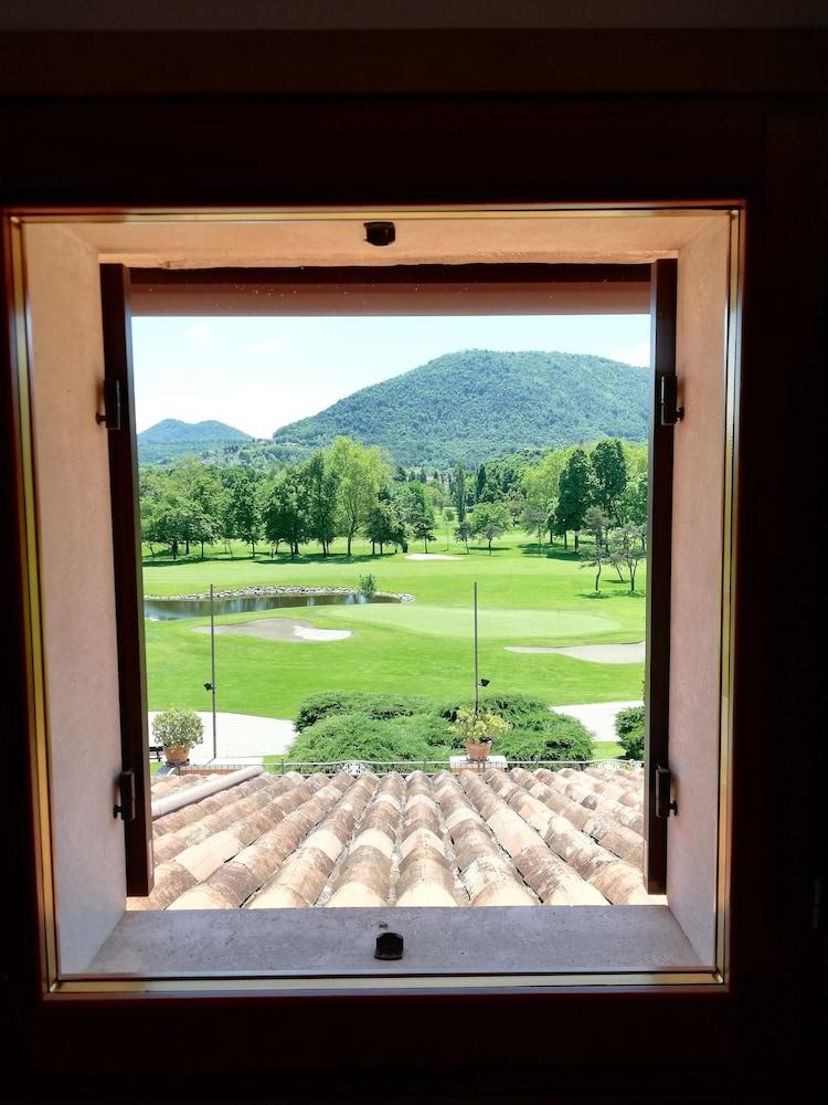 The Golf Club Padova Guest House