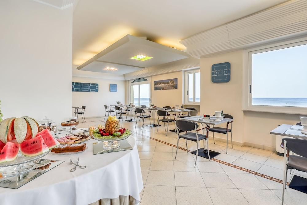 Hotel Albatros - Varigotti
