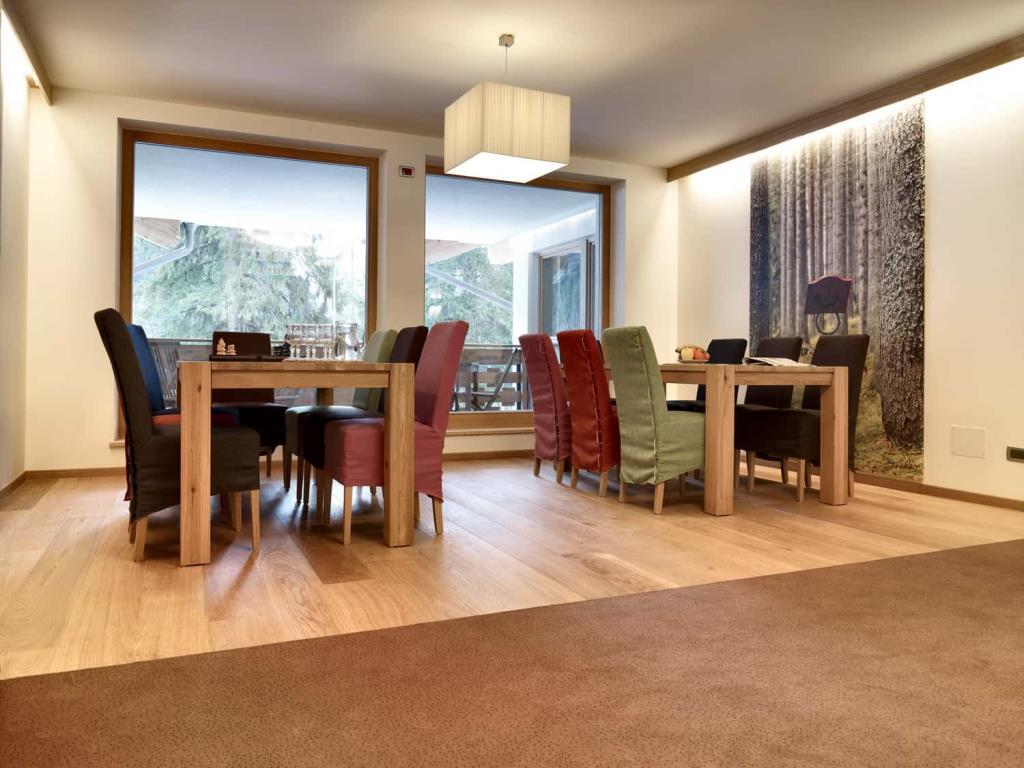 Residence Color Home Suite Apartments