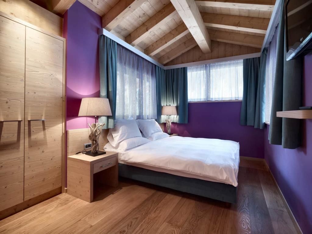 Residence Color Home Suite Apartments