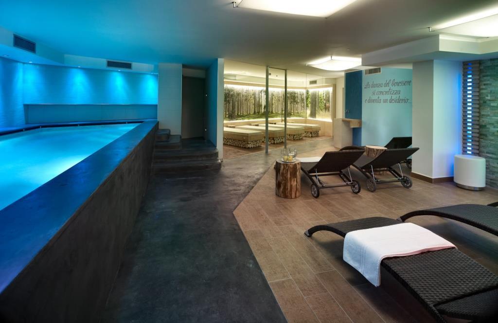 Residence Color Home Suite Apartments