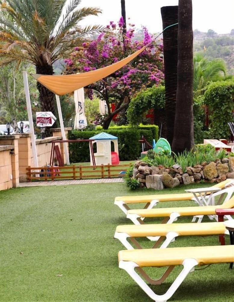 Fonda Las Palmeras