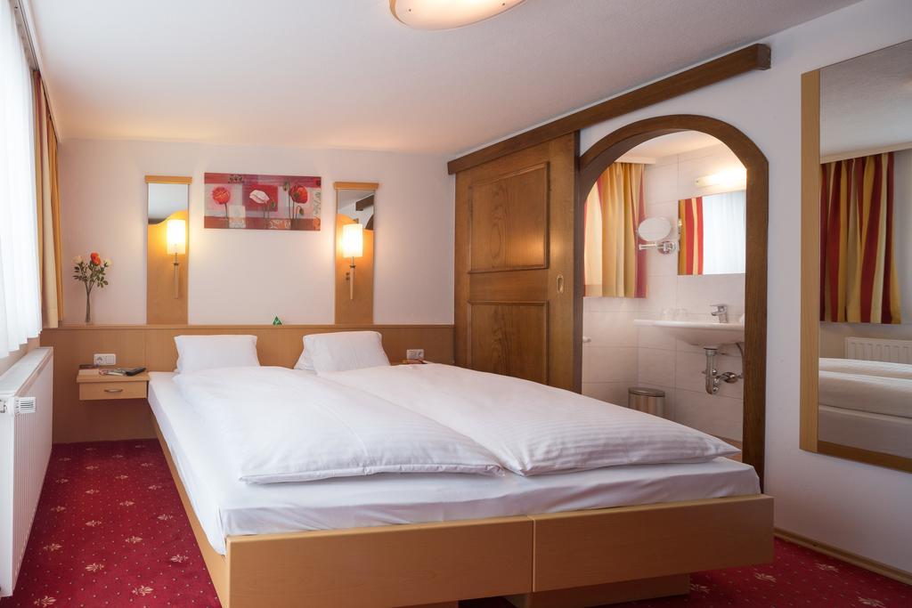 Aktiv- & Familienhotel Alpenblick