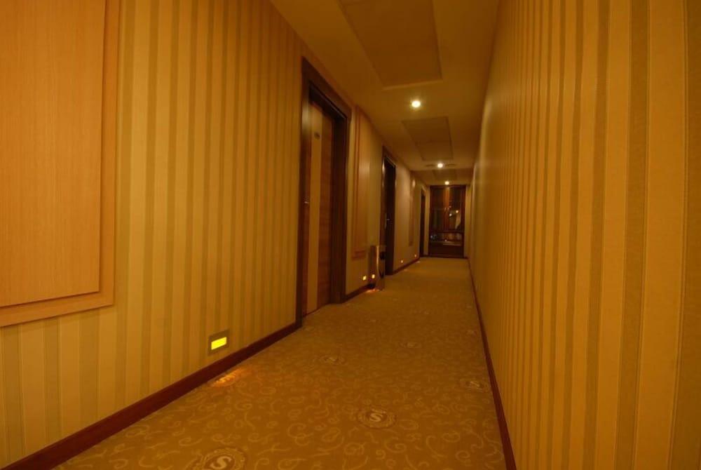 Serace Hotel