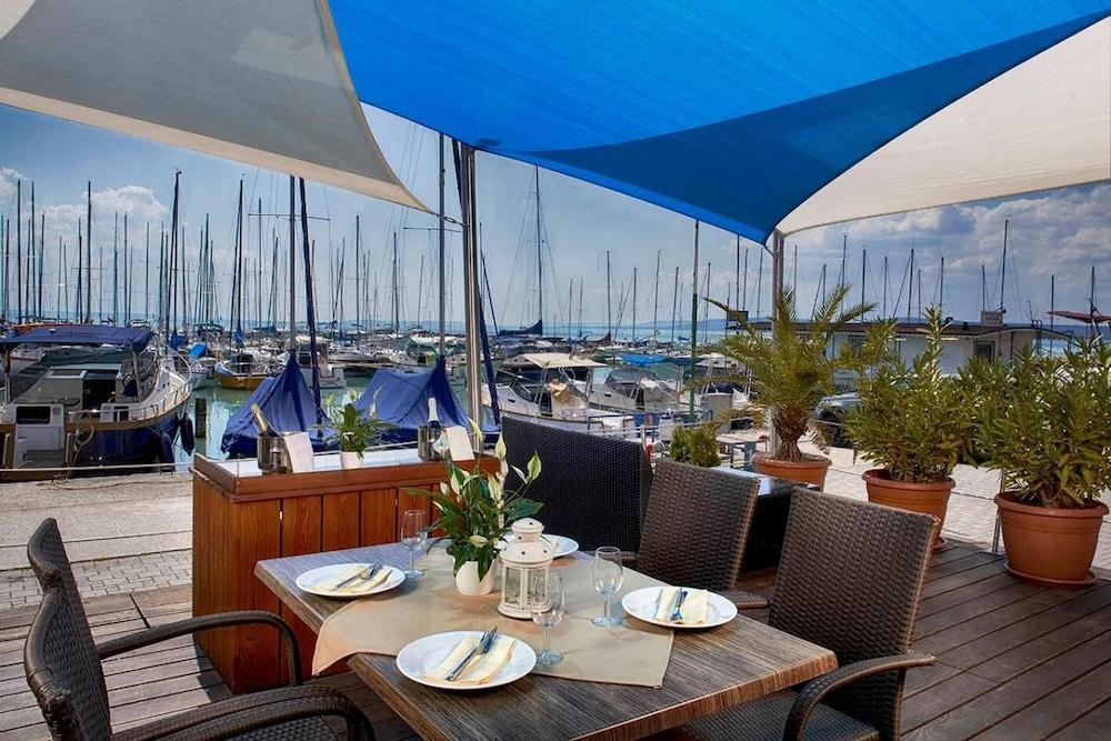 Balatonfoi Yacht Club Hotel