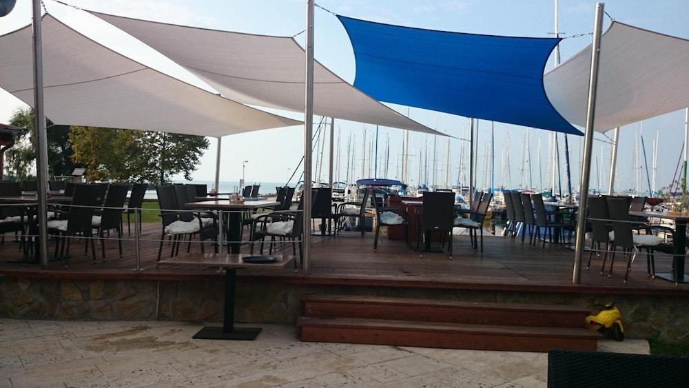 Balatonfoi Yacht Club Hotel
