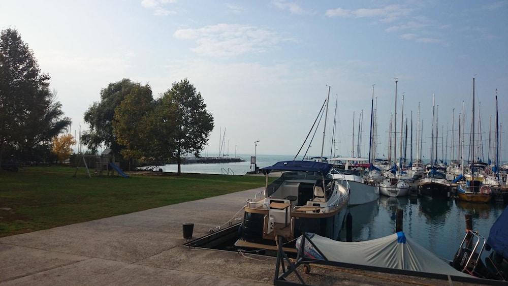 Balatonfoi Yacht Club Hotel