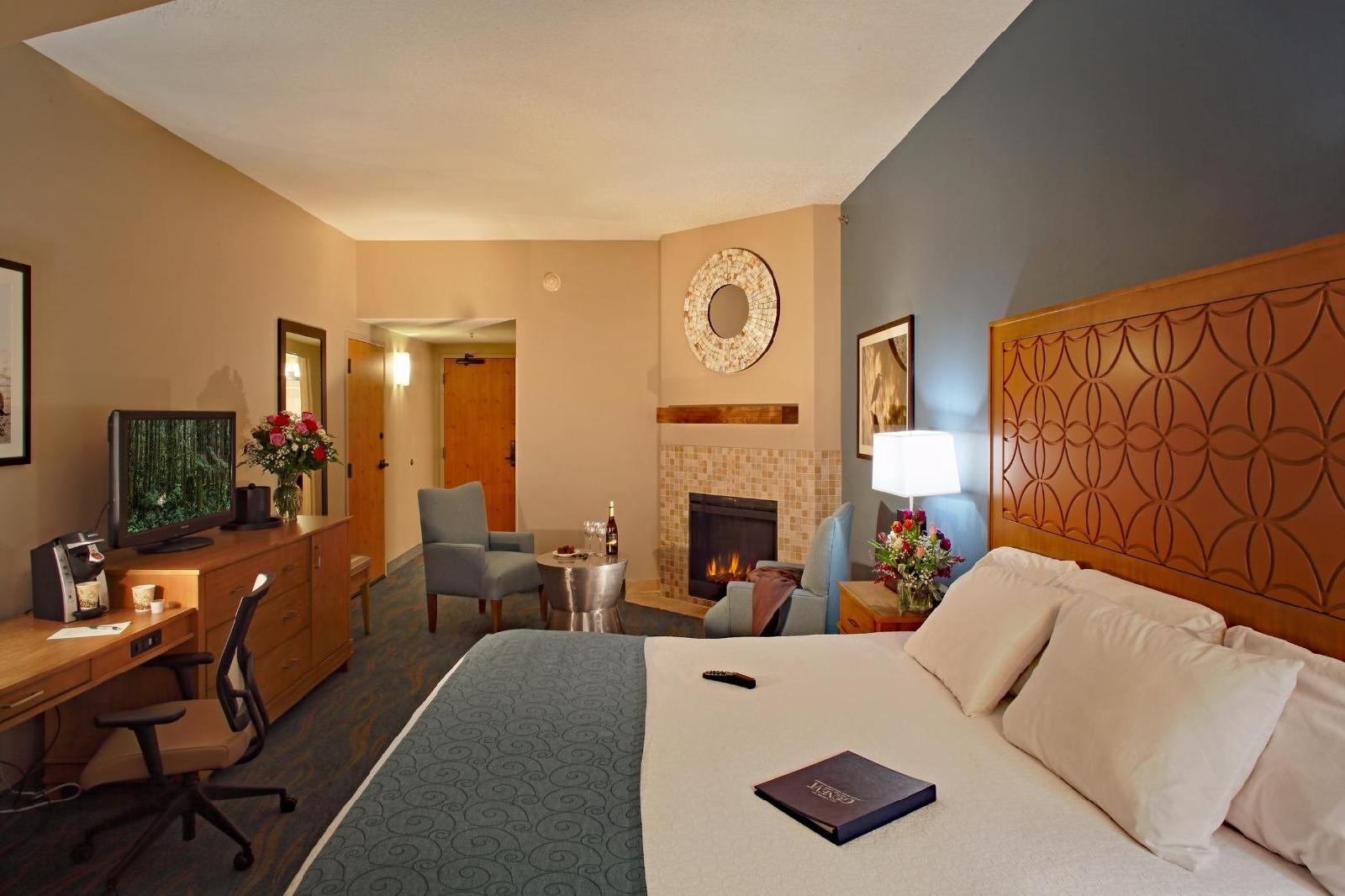 The Lodge at Geneva-on-the-Lake