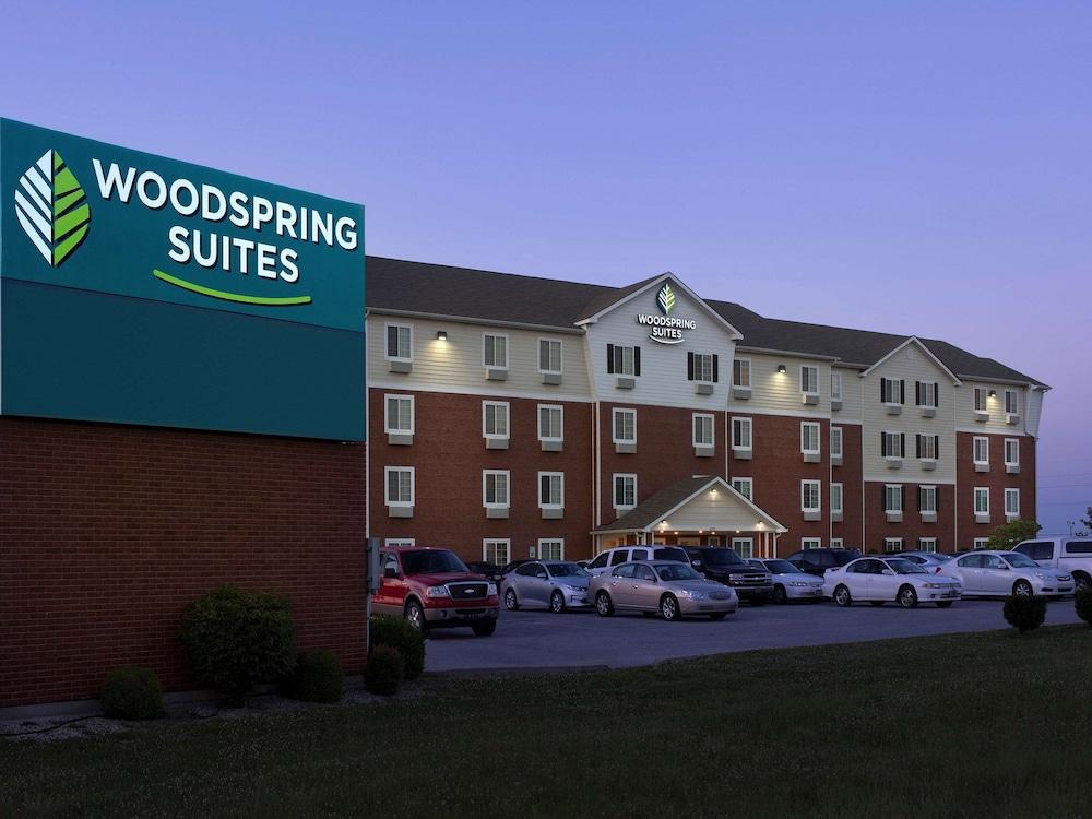 WoodSpring Suites Louisville Clarksville