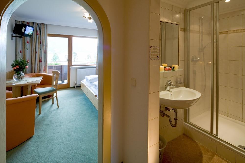 Hotel Pension Bergland