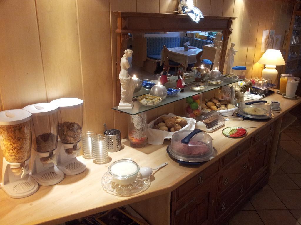 Hotel Guesthouse Almrose