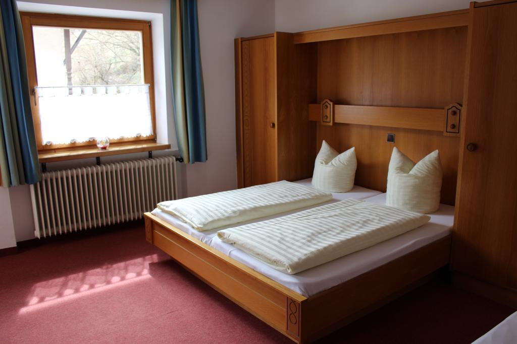 Hotel Guesthouse Almrose