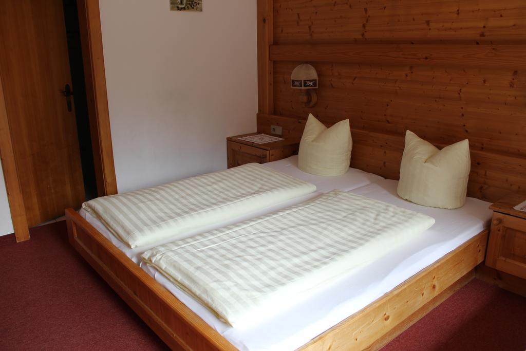 Hotel Guesthouse Almrose