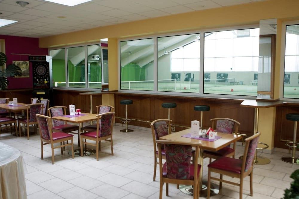 Tennis- Und Freizeitzentrum Neudoerfl