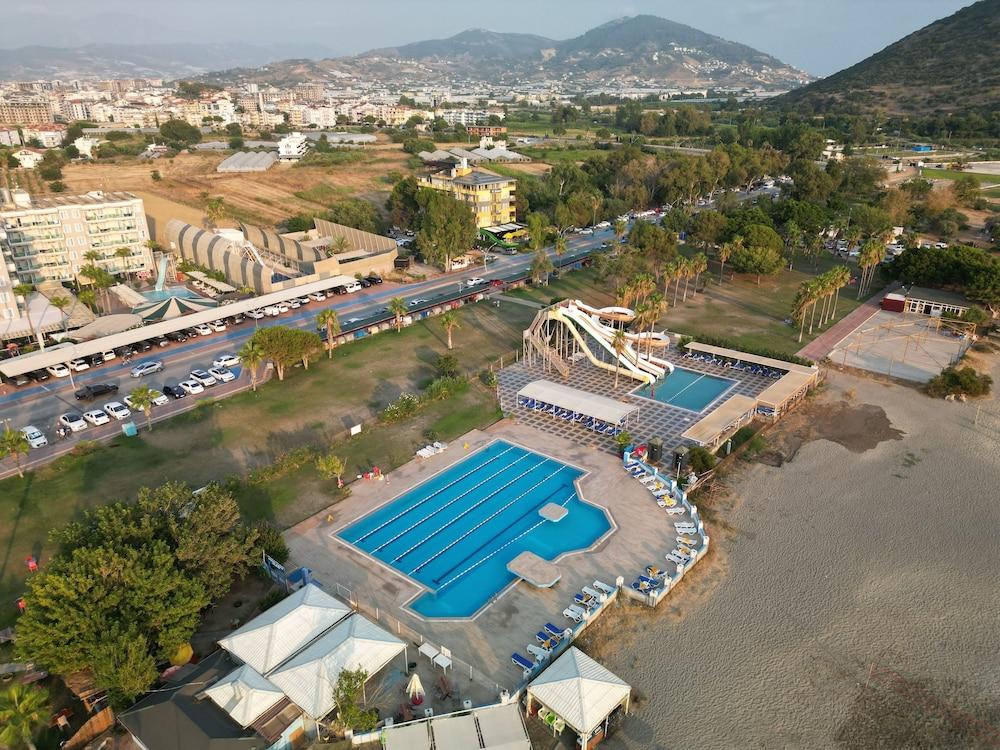 Selinus Beach Club Hotel