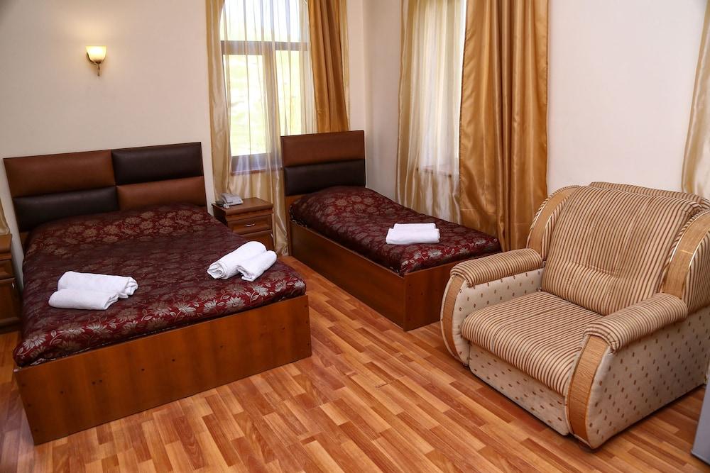 Hotel Lara