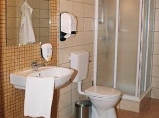 Hotel M