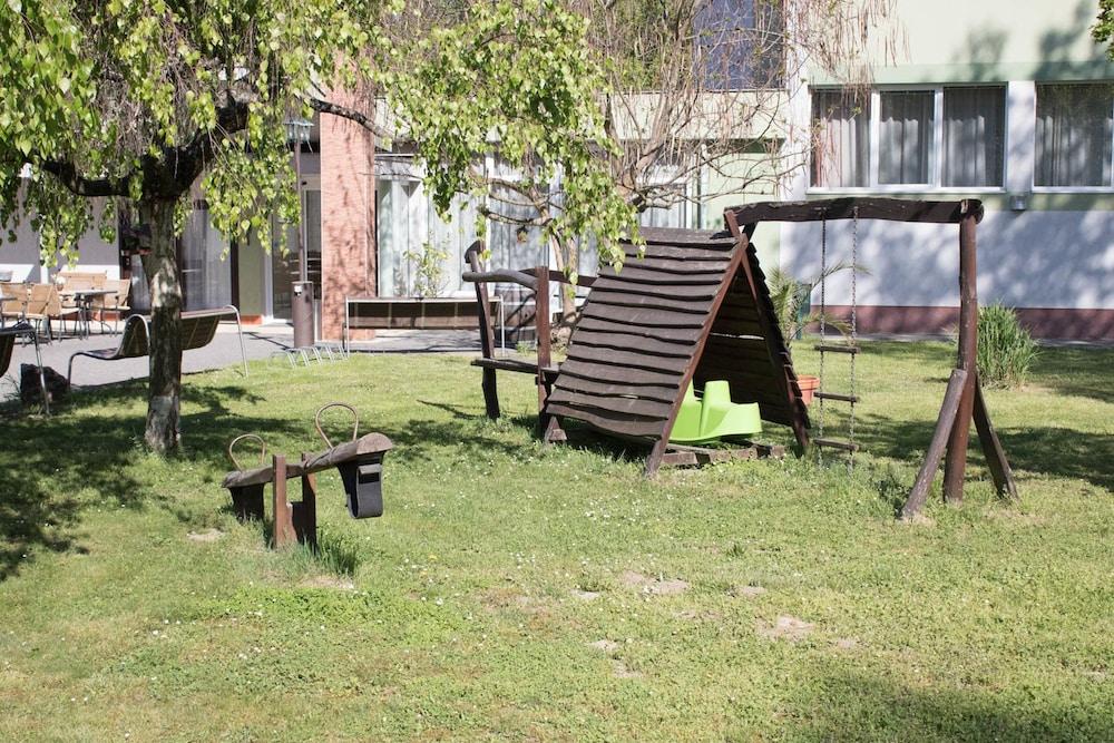 Komfort Hotel Platan-harkany