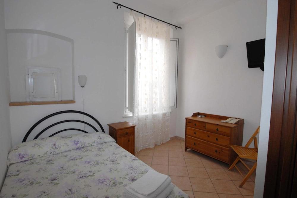 Hotel Luana