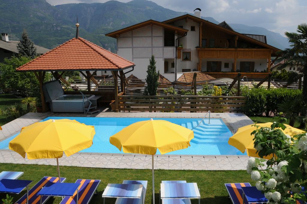 Hotel FleurAlp