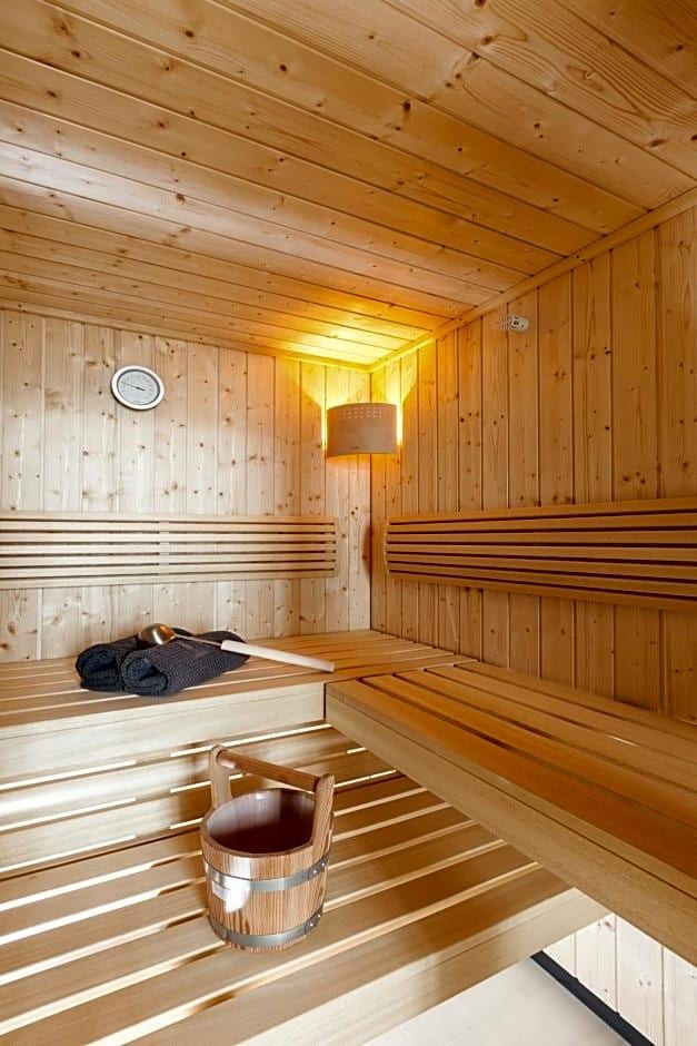 Fanes Dolomiti Wellness Hotel