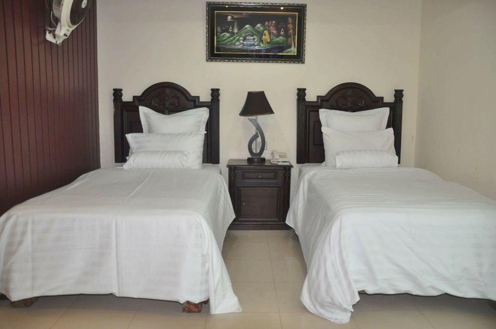 Chinar Family Resort