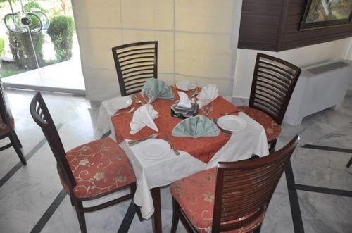 Chinar Family Resort