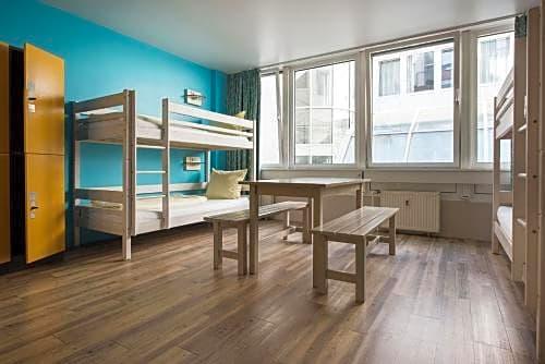 Wombats City Hostel