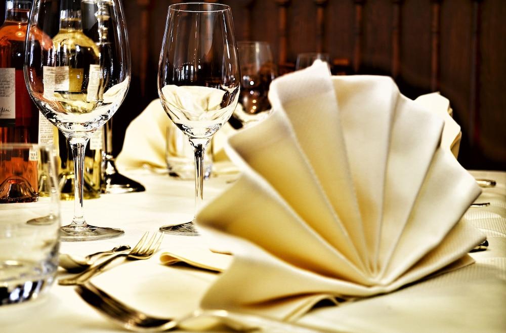 Horchem Hotel-Restaurant-Café-Bar