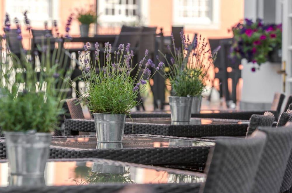 Horchem Hotel-Restaurant-Café-Bar