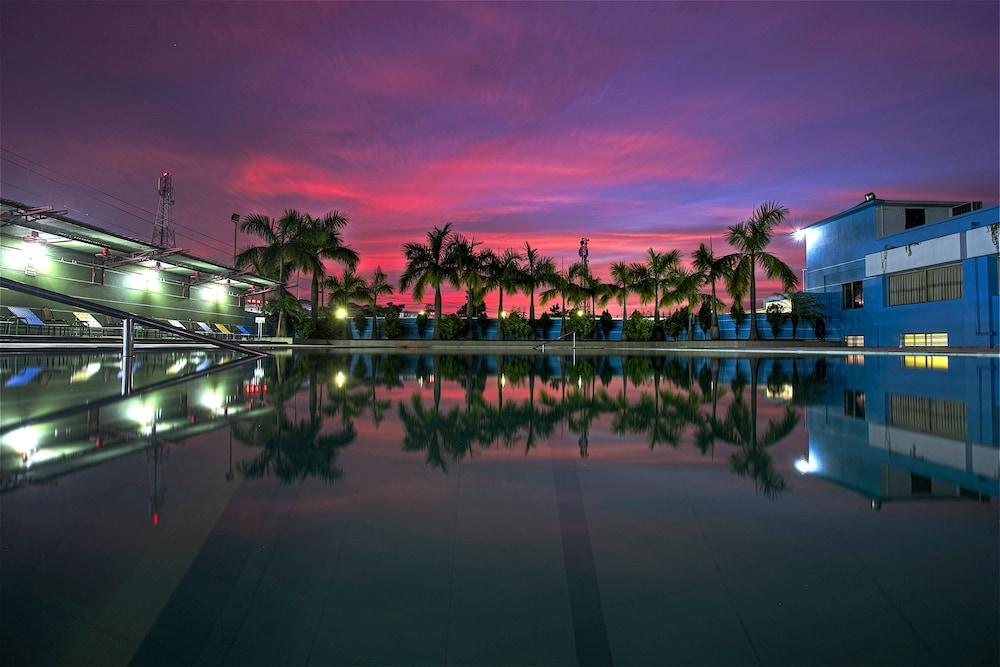 Hotel Naz Garden