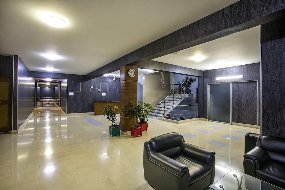 Hotel Naz Garden