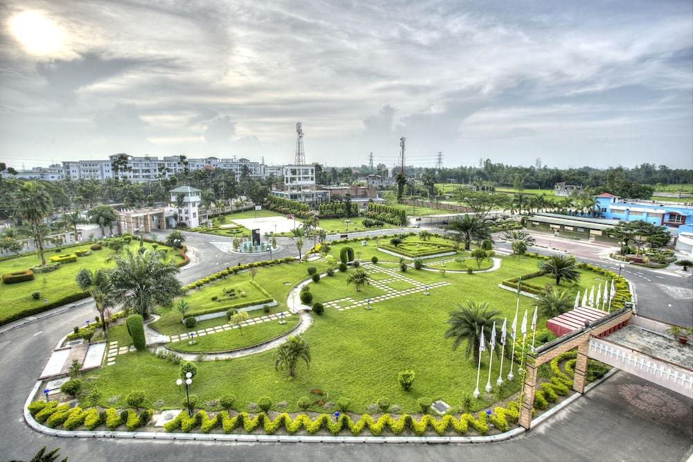 Hotel Naz Garden