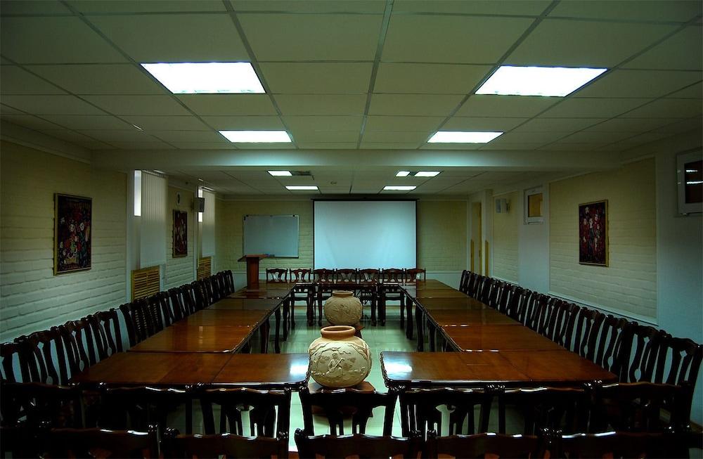 Hotel Grand Samarkand Superior A