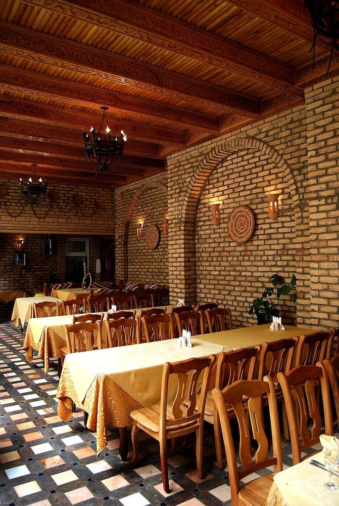 Hotel Grand Samarkand Superior A