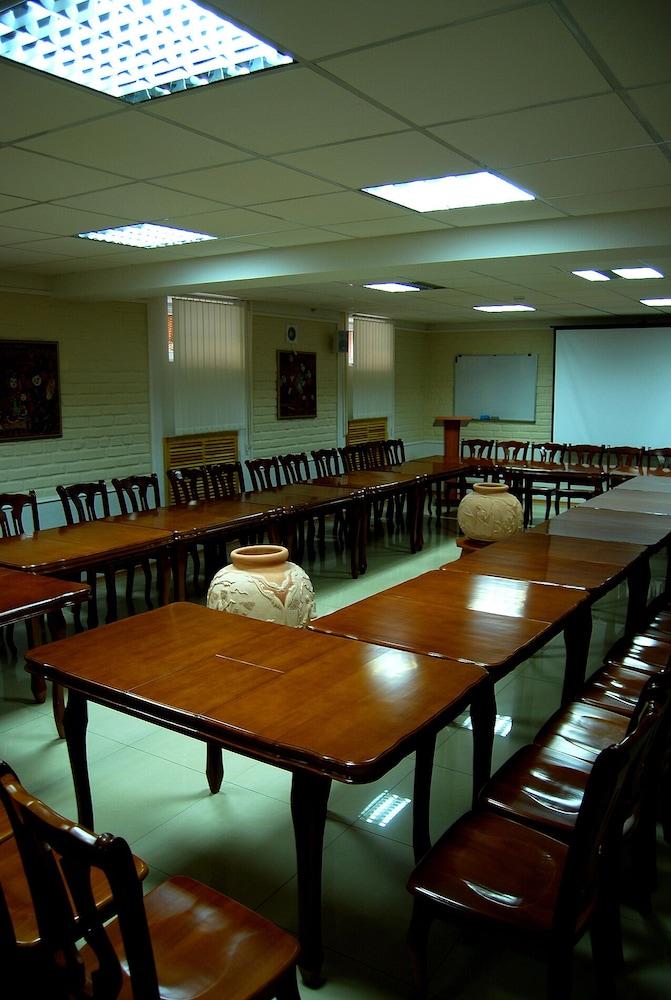 Hotel Grand Samarkand Superior A