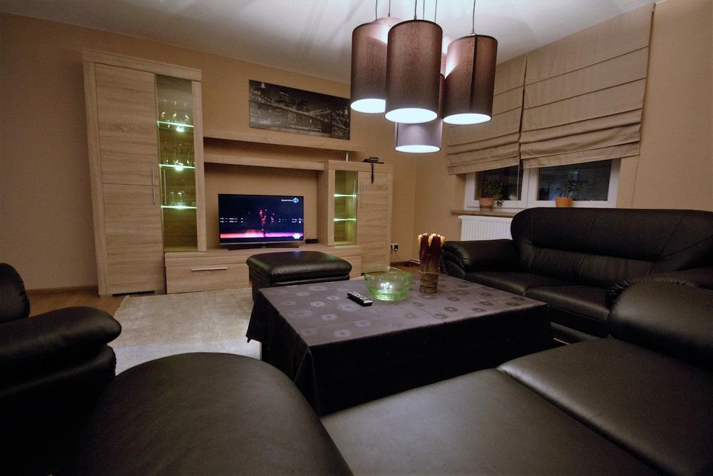 SL'otel  BudgetHotel