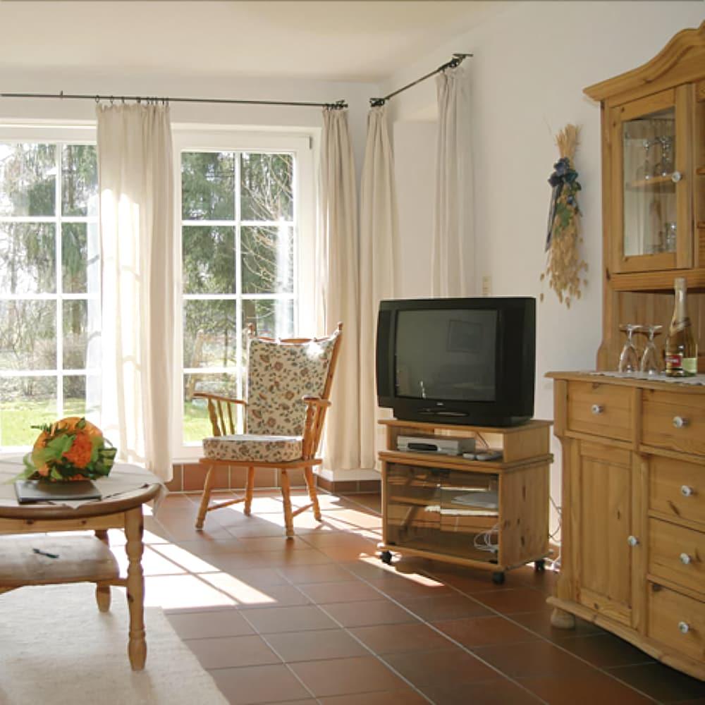 CAREA Ferien- & Reitsport-Hotel Brunnenhof