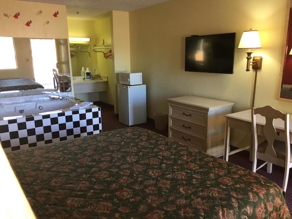 Relax Inn Albany