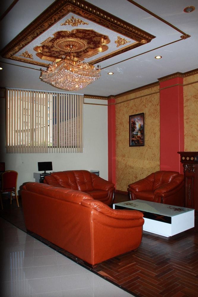 Golden Palace