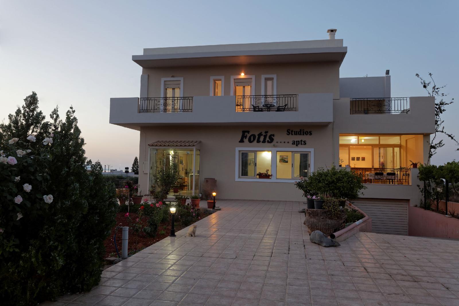 Fotis Studios & Apartments