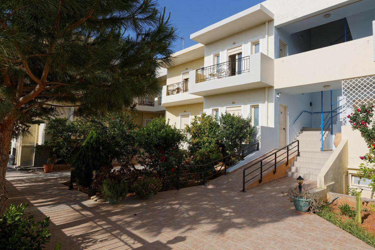 Fotis Studios & Apartments