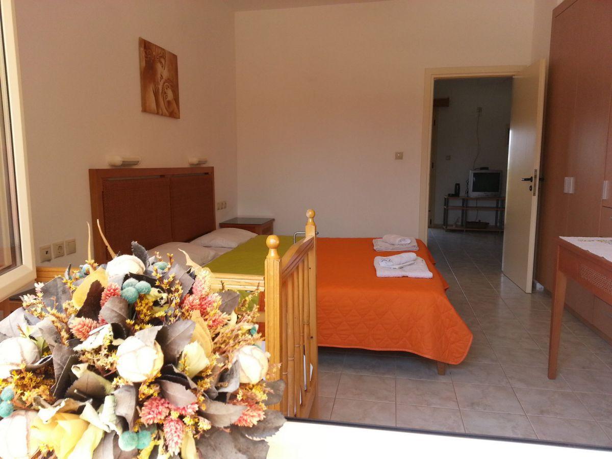Fotis Studios & Apartments