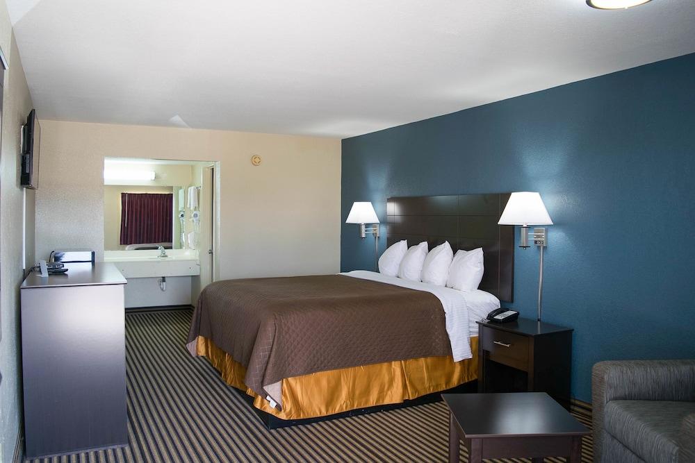 Countryside Inn
