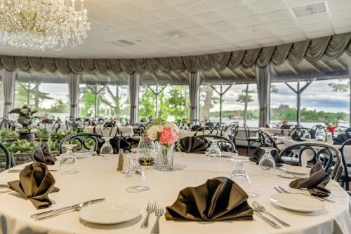 Bonnie Castle Resort And Marina