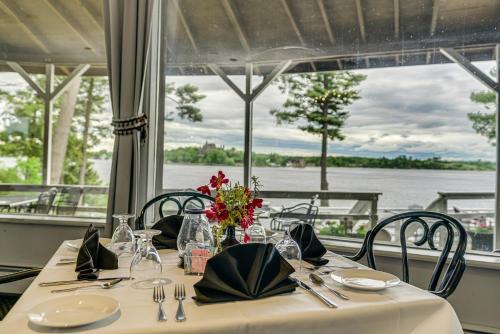 Bonnie Castle Resort And Marina