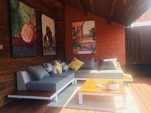 Hotel Ganda Rooms & Suites