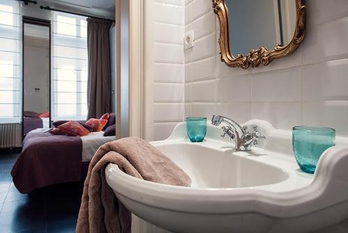 Hotel Ganda Rooms & Suites