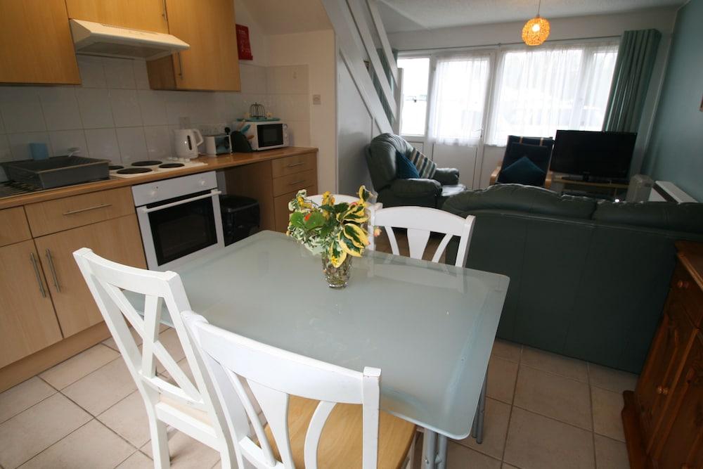 Freshwater Bay Holiday Cottages