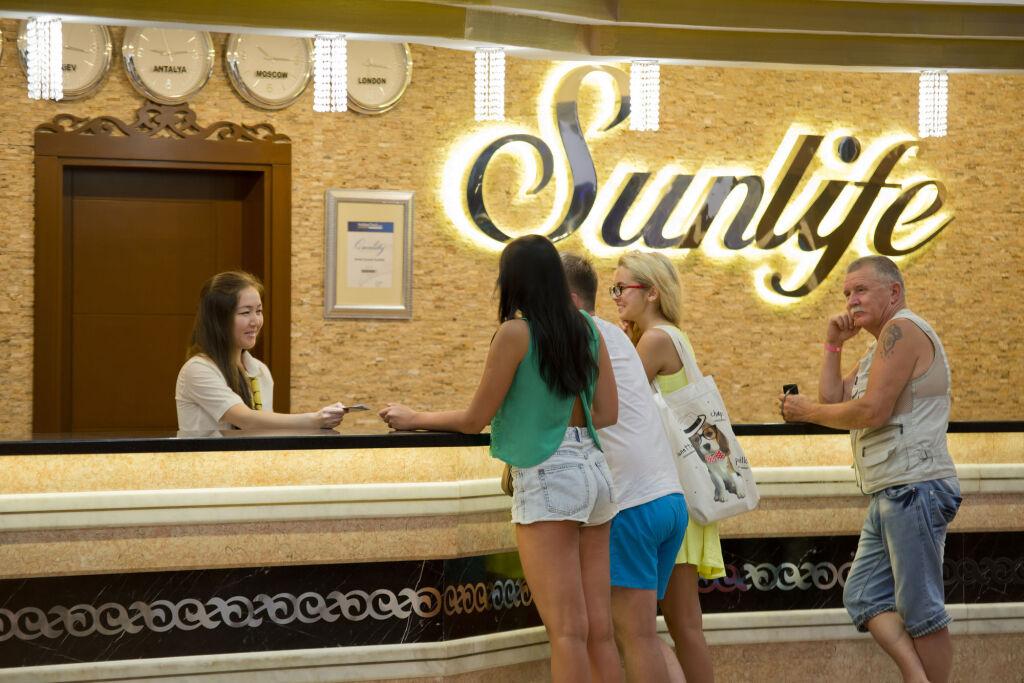 Grand Sunlife